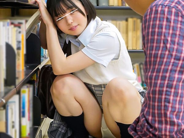 図書館で男を誘惑する痴女☆　男をびんびんに勃起させながら激しいセックスをして快楽に溺れまくる